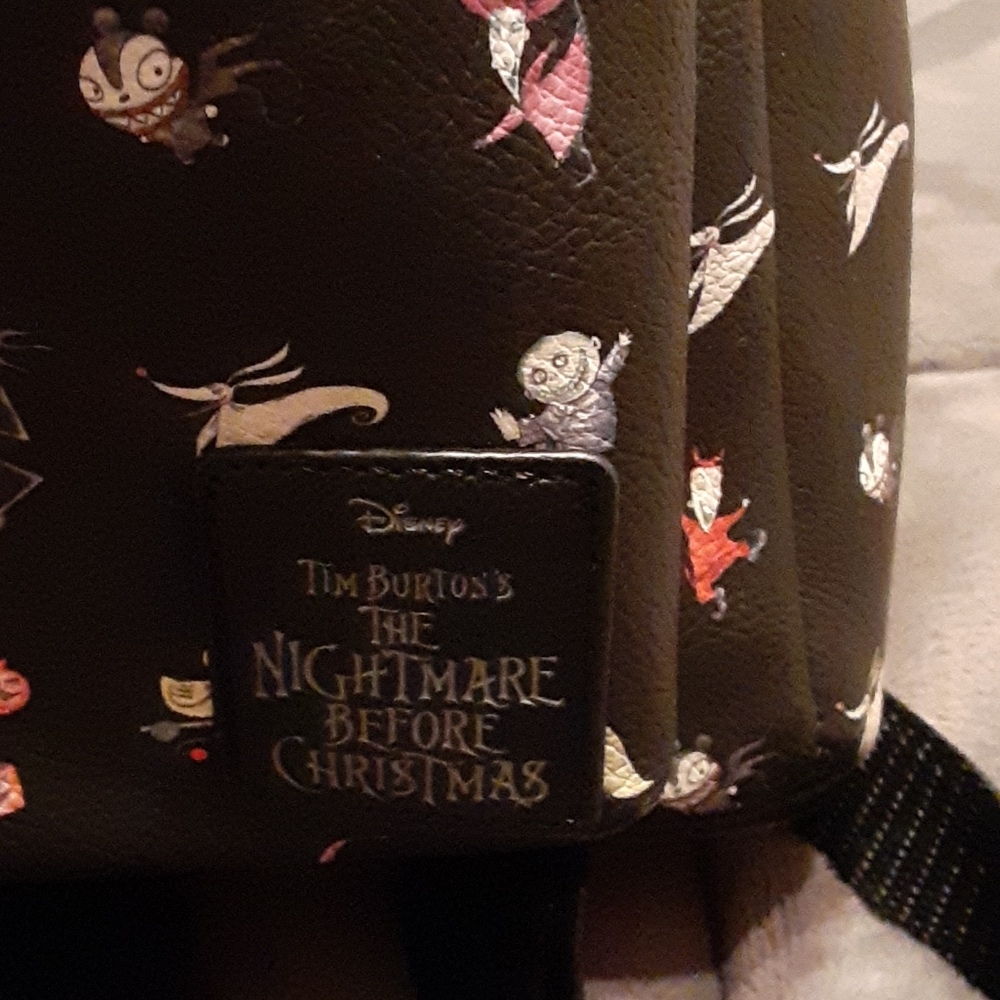 Loungefly Backpack - Picture 3 of 6